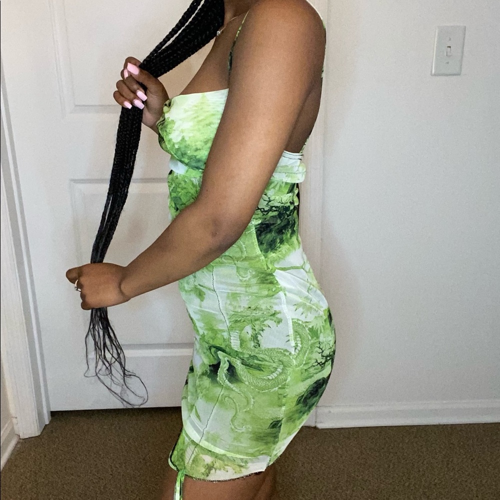 PRETTYLITTLETHING DRESS - Picture 2 of 2